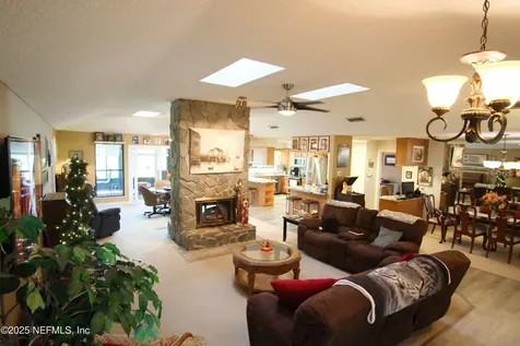 917 Arthur Moore Drive Green Cove Springs FL 32043