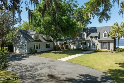 1301 Redbud Lane Jacksonville FL 32207
