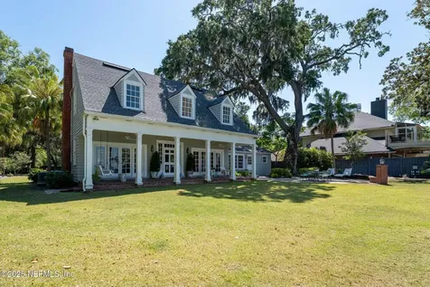 1301 Redbud Lane Jacksonville FL 32207