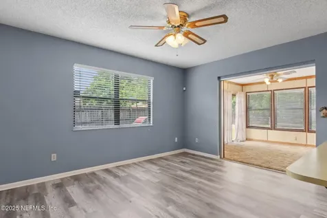 872 Graybar Court Jacksonville FL 32221