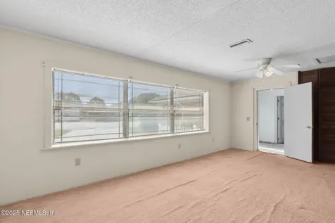 872 Graybar Court Jacksonville FL 32221