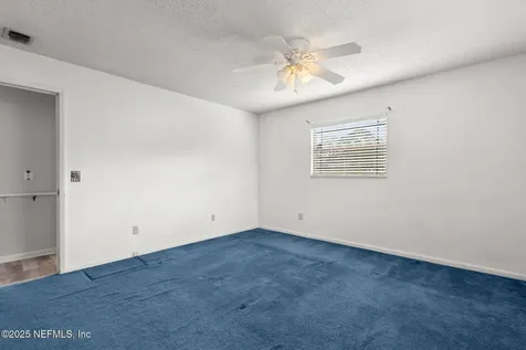 872 Graybar Court Jacksonville FL 32221