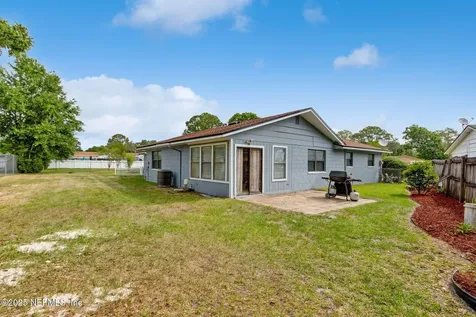 872 Graybar Court Jacksonville FL 32221