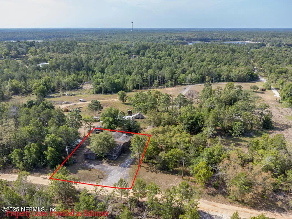 335 S Carolina Street Hawthorne FL 32640