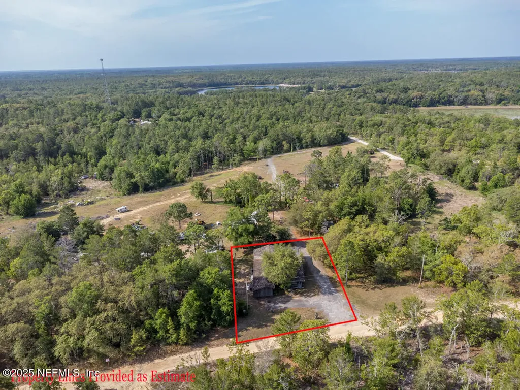 335 S Carolina Street Hawthorne FL 32640