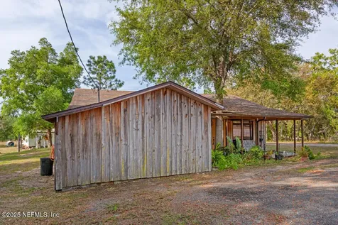 335 S Carolina Street Hawthorne FL 32640