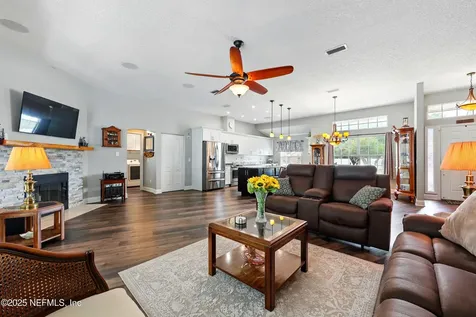 1757 Redwood Lane Middleburg FL 32068