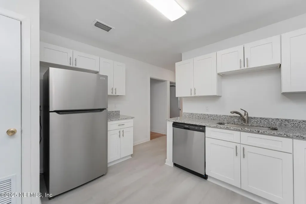 4624 Bird Avenue Jacksonville FL 32207