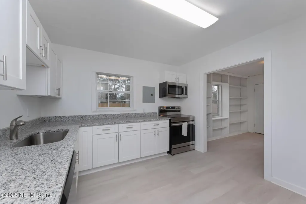 4624 Bird Avenue Jacksonville FL 32207
