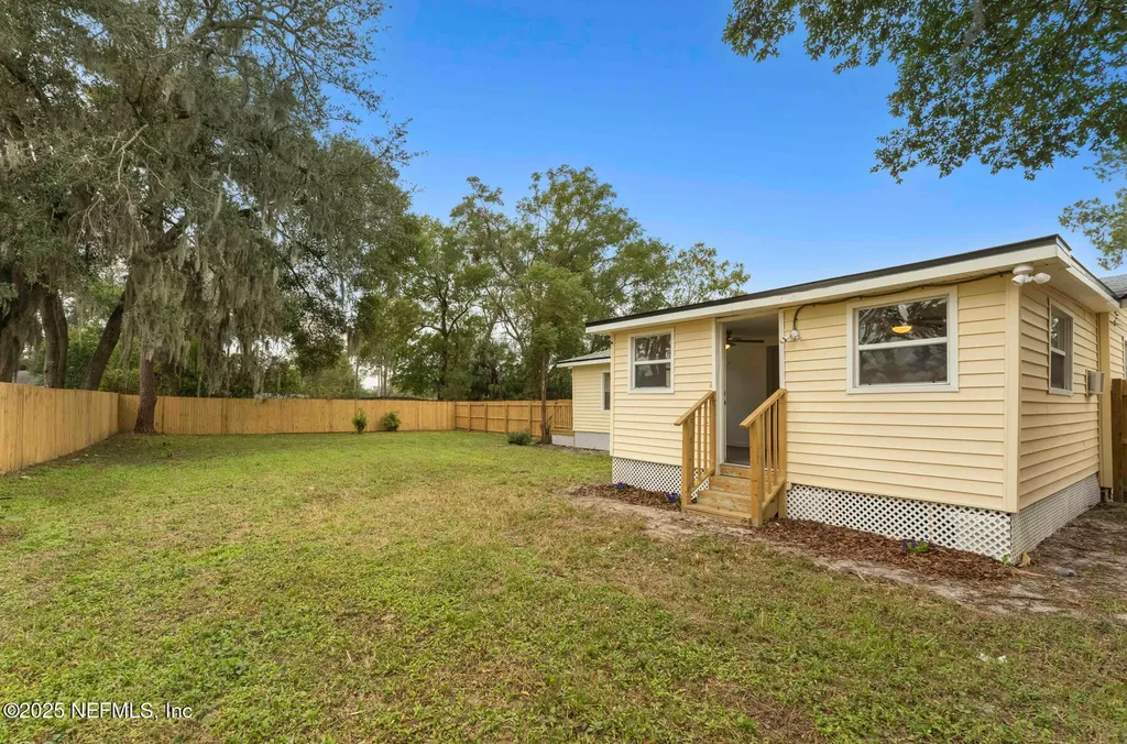 4624 Bird Avenue Jacksonville FL 32207