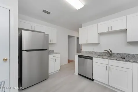 4624 Bird Avenue Jacksonville FL 32207
