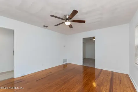 4624 Bird Avenue Jacksonville FL 32207