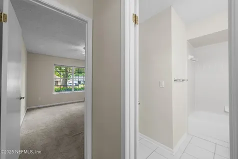 1218 Shallowford Drive E Jacksonville FL 32225