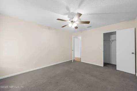 1218 Shallowford Drive E Jacksonville FL 32225