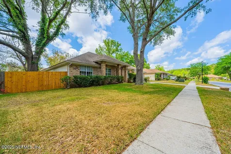 1218 Shallowford Drive E Jacksonville FL 32225
