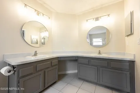 1218 Shallowford Drive E Jacksonville FL 32225