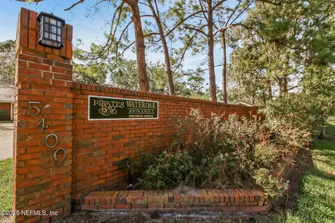 5400 Water Oak Lane Jacksonville FL 32210