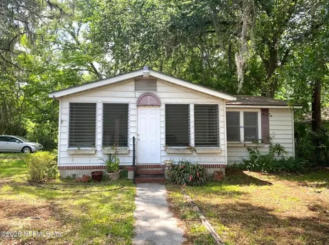 1134 Pangola Drive Jacksonville FL 32205