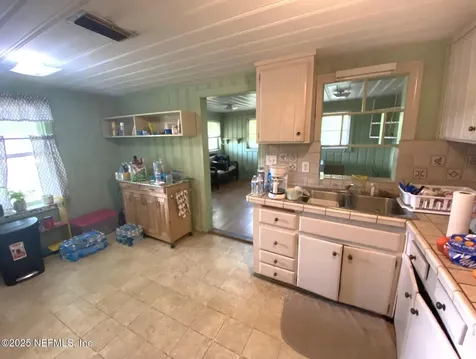 1134 Pangola Drive Jacksonville FL 32205