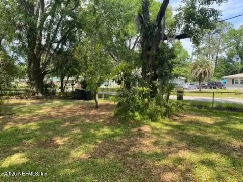1134 Pangola Drive Jacksonville FL 32205