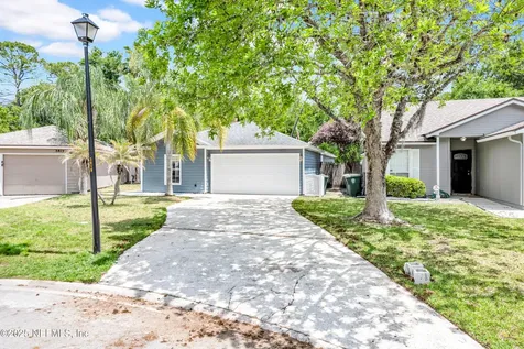 3821 Autumn Leaf Court Jacksonville FL 32246