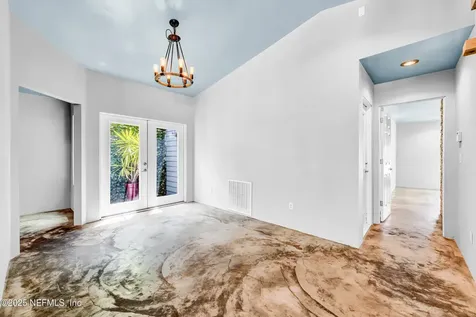 3821 Autumn Leaf Court Jacksonville FL 32246
