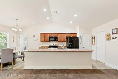 2053 Jomil Court Jacksonville FL 32218