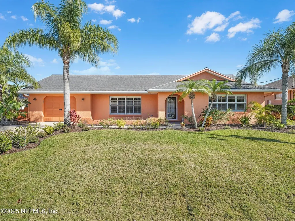 40 Clarendon Court N Palm Coast FL 32137