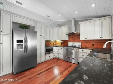 40 Clarendon Court N Palm Coast FL 32137
