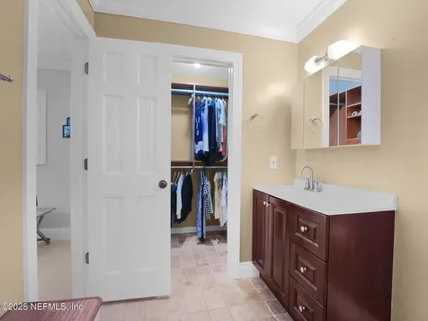 40 Clarendon Court N Palm Coast FL 32137