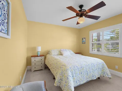 40 Clarendon Court N Palm Coast FL 32137