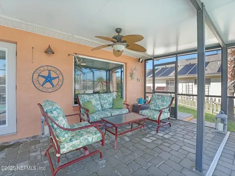 40 Clarendon Court N Palm Coast FL 32137