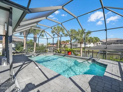 40 Clarendon Court N Palm Coast FL 32137
