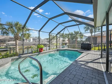 40 Clarendon Court N Palm Coast FL 32137