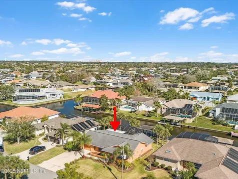 40 Clarendon Court N Palm Coast FL 32137