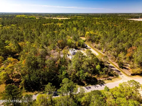 10600 Gregory Avenue Hastings FL 32145