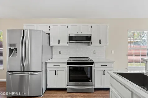 4467 Rocky River Road W Jacksonville FL 32224