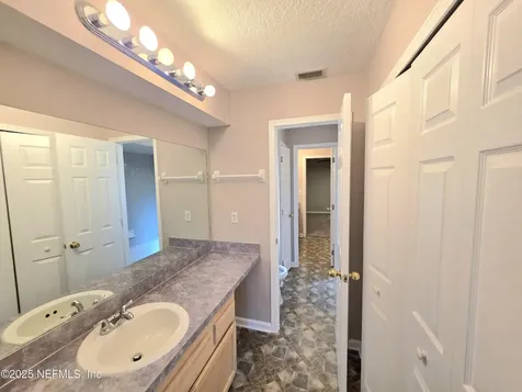 10734 Plum Hollow Drive Jacksonville FL 32222
