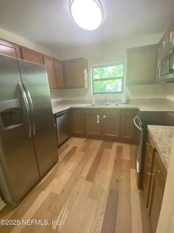 1586 Lake Shore Boulevard Jacksonville FL 32210