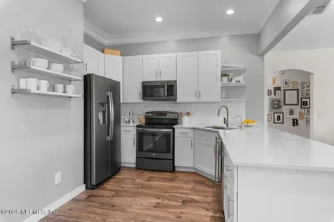 4175 Chets Creek Drive E Jacksonville FL 32224