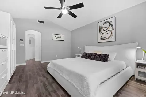 4175 Chets Creek Drive E Jacksonville FL 32224
