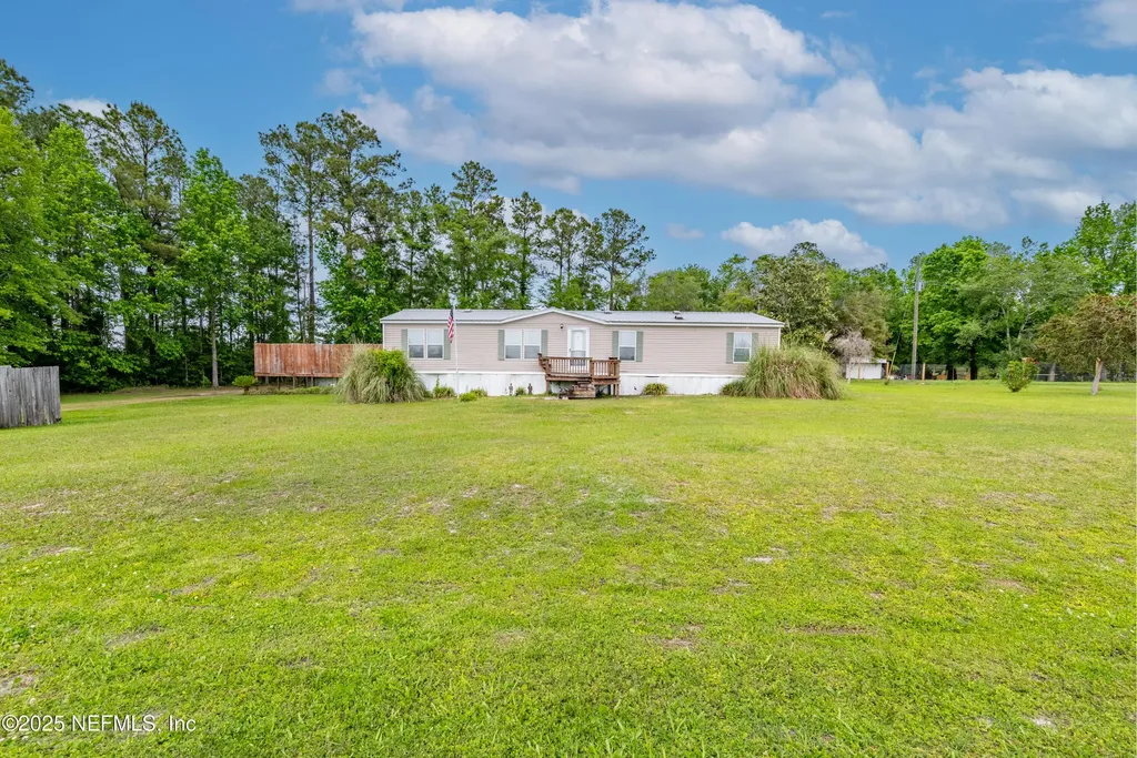 14227 State Road 100 W Lake Butler FL 32054