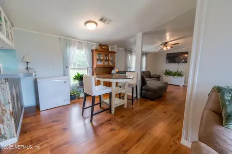 14227 State Road 100 W Lake Butler FL 32054
