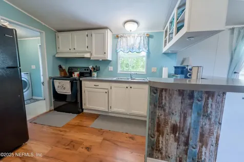 14227 State Road 100 W Lake Butler FL 32054