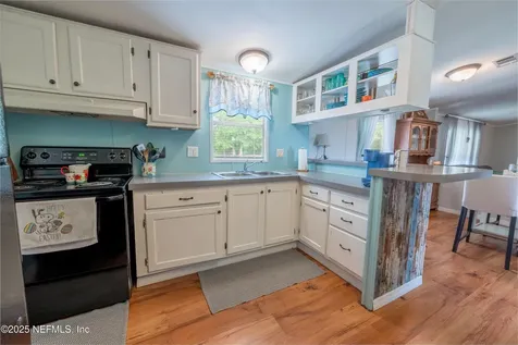 14227 State Road 100 W Lake Butler FL 32054