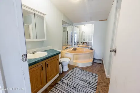 14227 State Road 100 W Lake Butler FL 32054