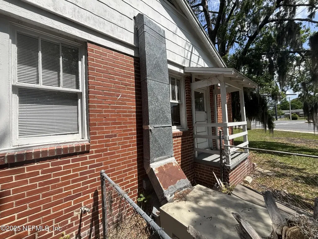 5010 Blackburn Street Jacksonville FL 32210