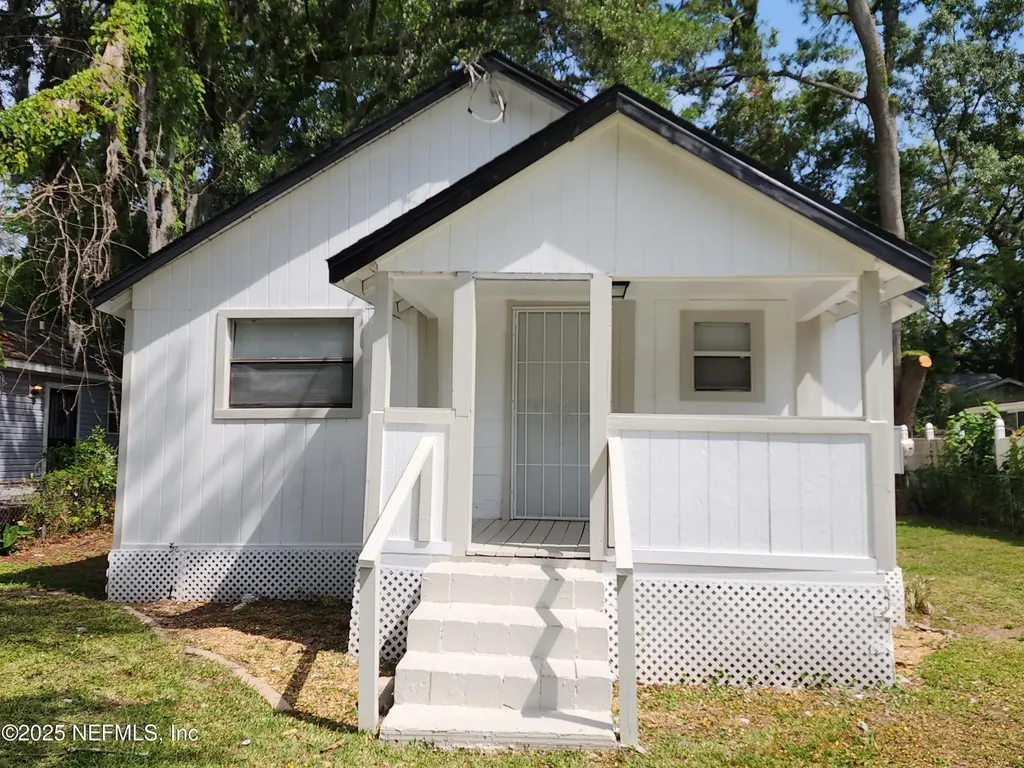 1595 W 32nd Street Jacksonville FL 32209