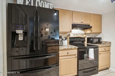 8634 Greatpine Lane W Jacksonville FL 32244