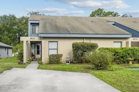 8634 Greatpine Lane W Jacksonville FL 32244
